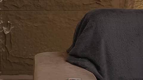 logan_varela online show from November 2025 02:21:02 PM