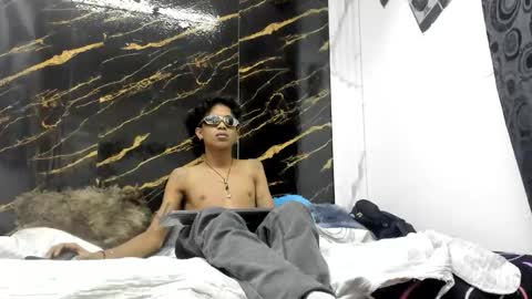 loganjhonson18 online show from May 2026 01:17:02 PM