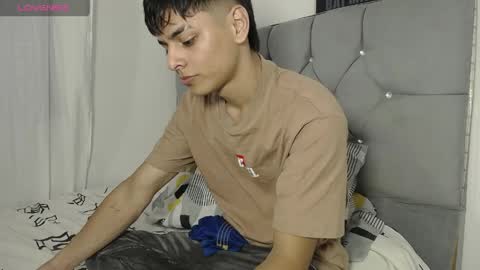 loganjhonson19 online show from April 2026 03:56:01 AM