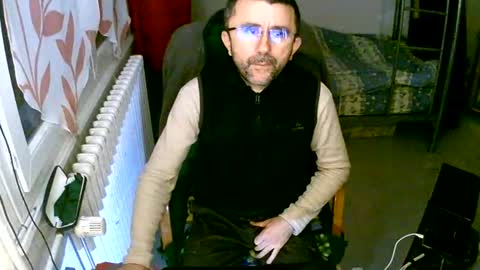 lokoum39 online show from December 2024 04:17:01 PM