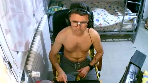 lokoum39 online show from October 2025 06:41:02 PM