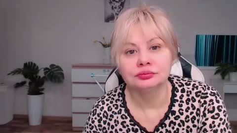 Snapshot of lola_anderson chatting on October 2025 07:31:02 AM Lola online show from October 2025 07:31:02 AM