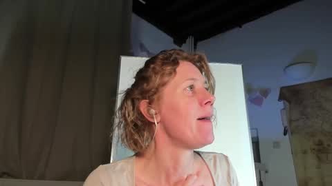 lola_belgium online show from March 2025 06:26:02 PM