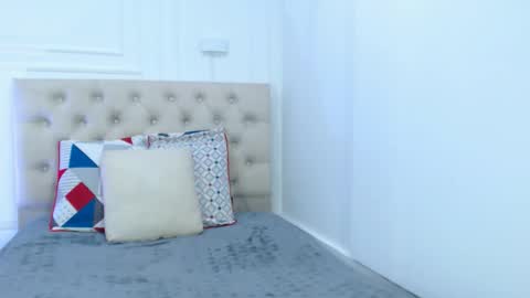 lola red online show from January 2026 07:15:01 PM