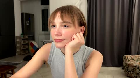 lolaatatee online show from May 2026 05:09:02 PM