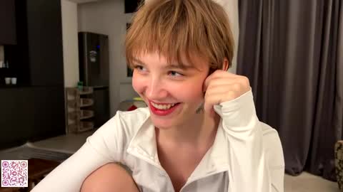lolaatatee online show from May 2026 06:16:01 PM