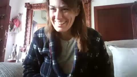 LOLA HUESO y ERIC online show from March 2025 09:40:02 AM