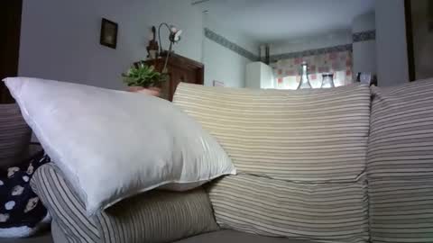 LOLA HUESO y ERIC online show from February 2026 09:16:02 AM