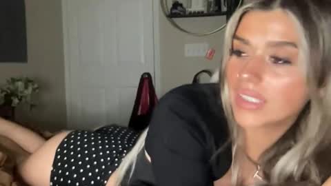 lolamarie_ online show from January 2026 04:16:01 AM