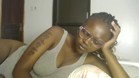 lolamia7 online show from March 2025 07:10:01 AM