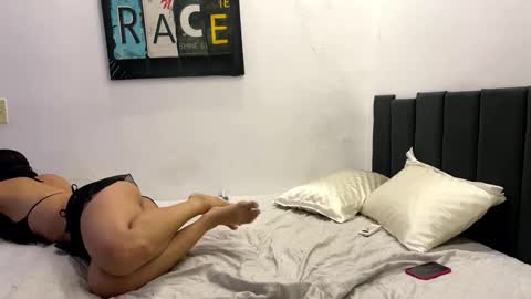 Snapshot of lolapeeres chatting on February 2026 11:39:01 PM Lolit4 Diego online show from February 2026 11:39:01 PM