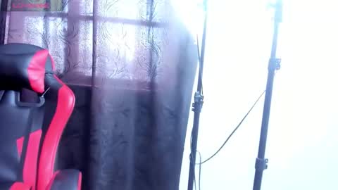 Snapshot of lolasweett_ chatting on November 2025 02:16:02 PM lolasweett_ online show from November 2025 02:16:02 PM