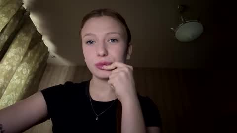 lollasvithes online show from November 2025 08:58:02 AM