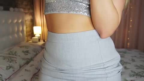 Victoria online show from December 2024 12:09:02 PM