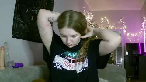 Lilly online show from January 2025 04:49:02 PM