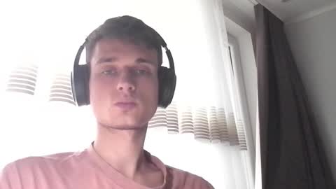 london_tomy online show from December 2025 12:23:02 PM