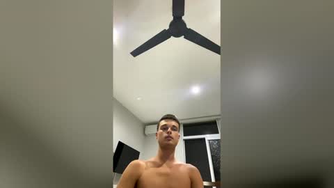 london_tomy online show from April 2026 02:45:02 AM