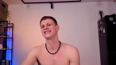 Snapshot of long_play chatting on June 2026 08:00:01 PM long_play online show from June 2026 08:00:01 PM
