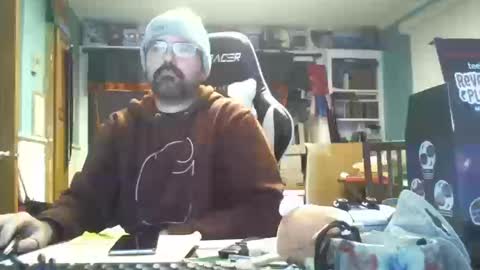 Snapshot of longandcut99 chatting on October 2025 04:51:01 PM longandcut99 online show from October 2025 04:51:01 PM