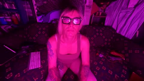 Snapshot of longbeachcd69 chatting on January 2025 08:23:02 AM longbeachcd69 online show from January 2025 08:23:02 AM