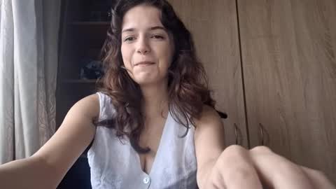 Snapshot of lonniegoldrup chatting on December 2025 08:19:02 AM Kelly u can call Kelik online show from December 2025 08:19:02 AM