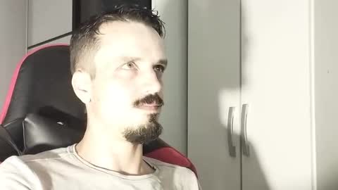 Snapshot of lookaz4010 chatting on December 2024 10:50:01 AM Lucas online show from December 2024 10:50:01 AM