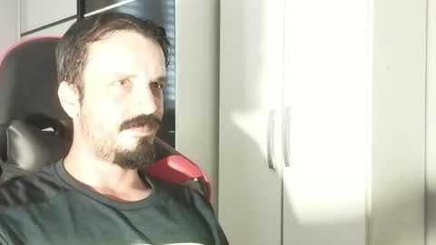 Snapshot of lookaz4010 chatting on February 2025 11:15:01 AM Lucas online show from February 2025 11:15:01 AM