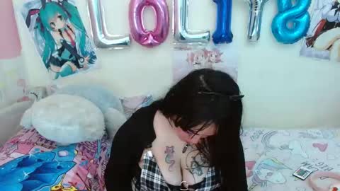 Snapshot of looltalizekatana chatting on December 2024 08:30:01 AM alize online show from December 2024 08:30:01 AM