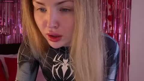 Lora online show from February 2026 01:53:02 PM