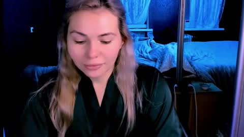 Lora online show from November 2025 03:07:01 AM