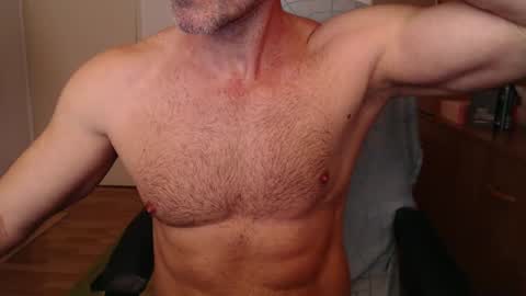 Snapshot of lordofyourdesires chatting on January 2025 06:38:01 AM  A online show from January 2025 06:38:01 AM