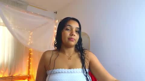loreanis online show from September 2025 08:25:02 PM