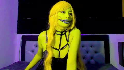 Lore Depp online show from October 2025 02:23:02 AM