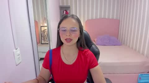 lorelaigiven online show from February 2026 12:21:01 PM