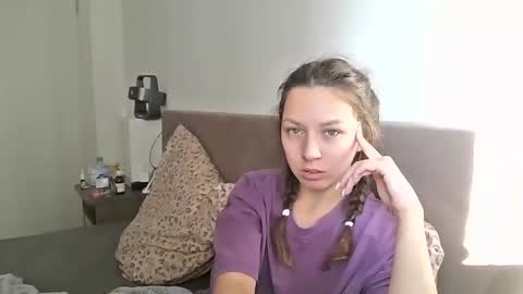 Lorelea cute online show from September 2025 11:59:01 AM