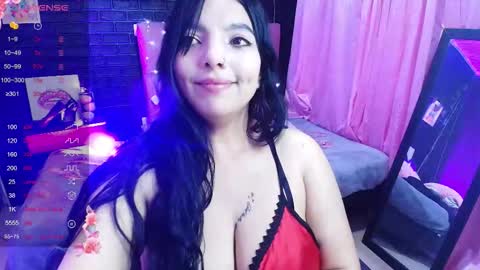 Loren online show from September 2025 10:43:02 PM