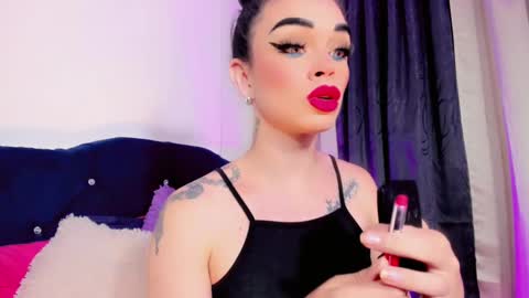 lesly lorena online show from October 2025 03:15:02 AM