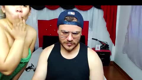 lorea y martin online show from September 2025 10:54:01 PM