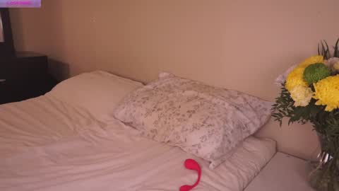 Loren online show from April 2026 04:33:02 PM