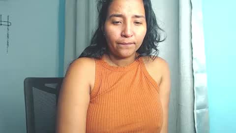 Loretta Gmez online show from November 2025 02:46:02 AM