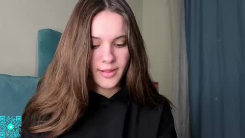 Chloe for Fan BlackHole online show from October 2025 05:39:01 PM