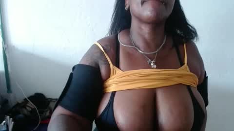 loretybighot online show from February 2025 02:15:02 PM