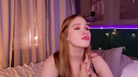 Snapshot of lori_mason chatting on December 2024 12:45:02 AM Lori online show from December 2024 12:45:02 AM