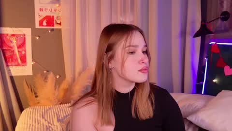 Snapshot of lori_mason chatting on February 2025 12:41:01 AM Lori online show from February 2025 12:41:01 AM