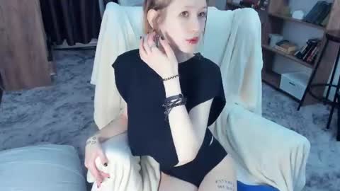 Snapshot of lorineponter chatting on July 2026 08:08:01 AM Ronny online show from July 2026 08:08:01 AM