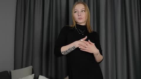 Dia 700-1630Rose 1900-430UTC1 online show from November 2025 10:37:01 AM