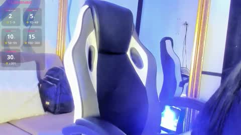 Snapshot of lorrainehunter chatting on February 2026 12:30:02 PM Lorraine online show from February 2026 12:30:02 PM