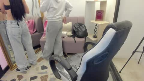 Snapshot of lorrainehunter chatting on February 2026 12:17:02 PM Lorraine online show from February 2026 12:17:02 PM