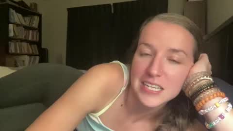 lothlori online show from November 2025 02:50:02 AM