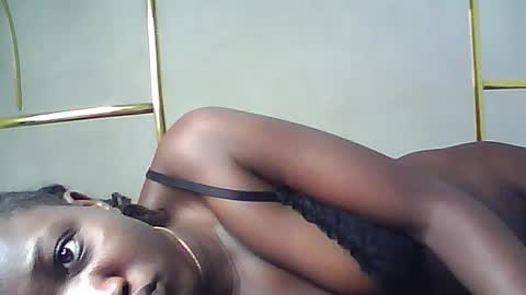 lotty_lavilla online show from June 2026 07:22:02 AM